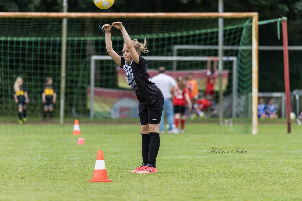 Bild 585 - Loewinnen Cup